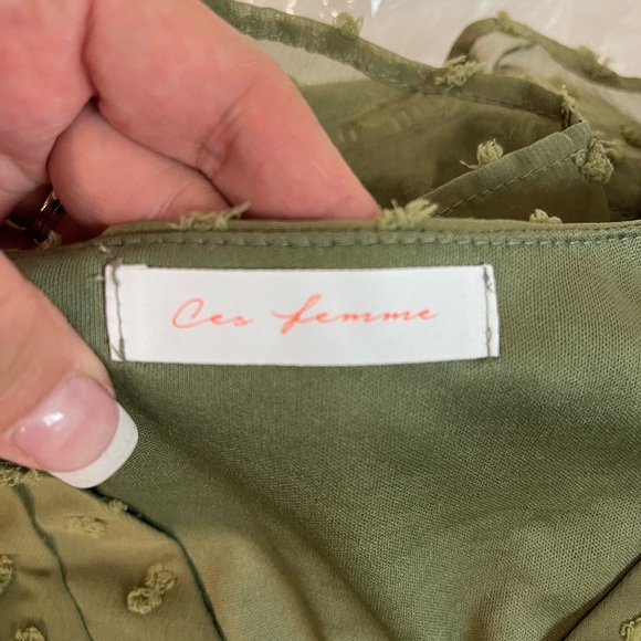 Luxury Swiss Dot Puff Sleeve Top - Picture 6 of 7